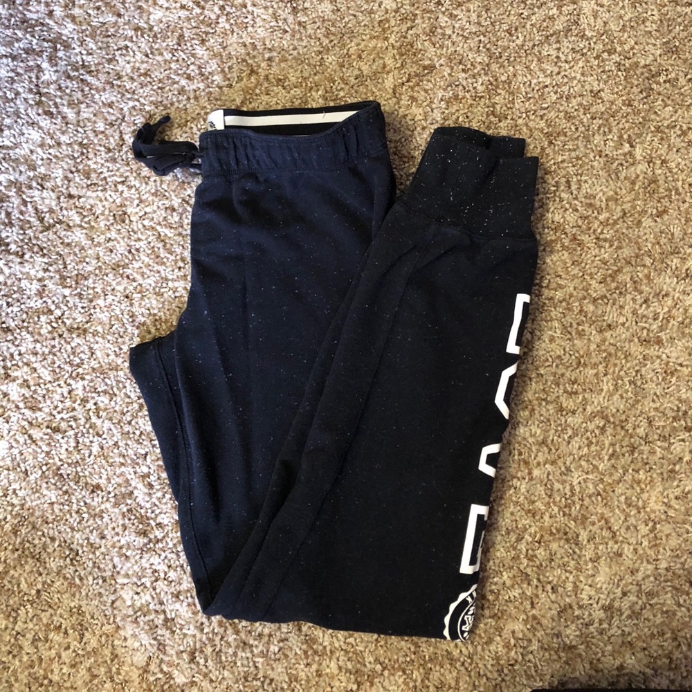 Black “Love Pink” joggers FLASH SALE!